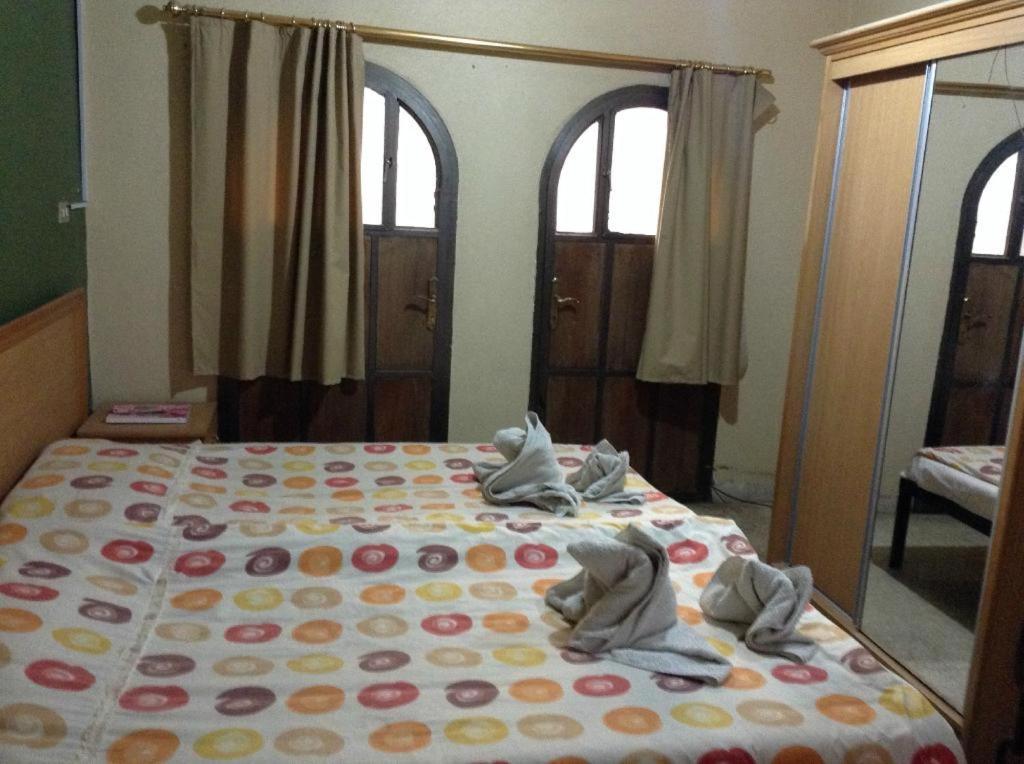 Queen Ayloa Hotel&Restaurant Μάνταμπα Εξωτερικό φωτογραφία